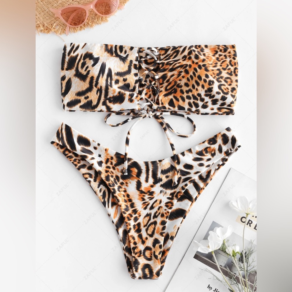 ZAFUL Tiger Print Lace-up Bandeau Bikini